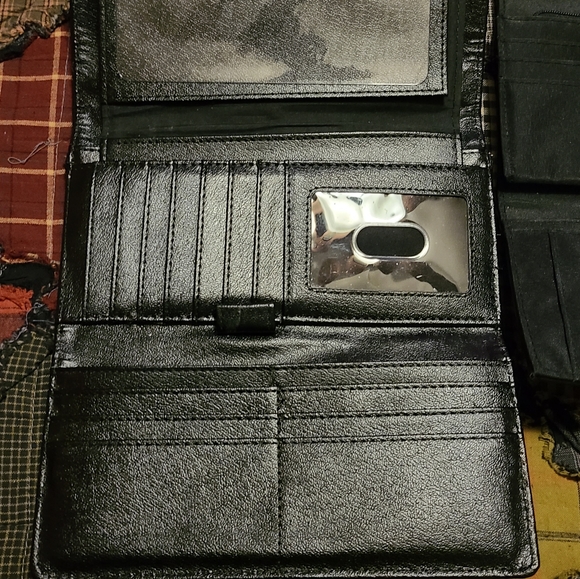 Women Black Wallet NWOT - Picture 5 of 7